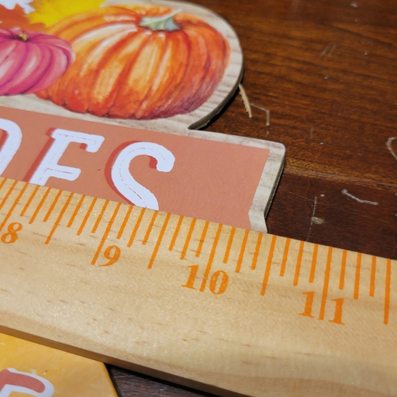 Fall hanging decor - Pumpkin Hay Rides, Corn Maze, Apple Cider - Picture 3 of 4